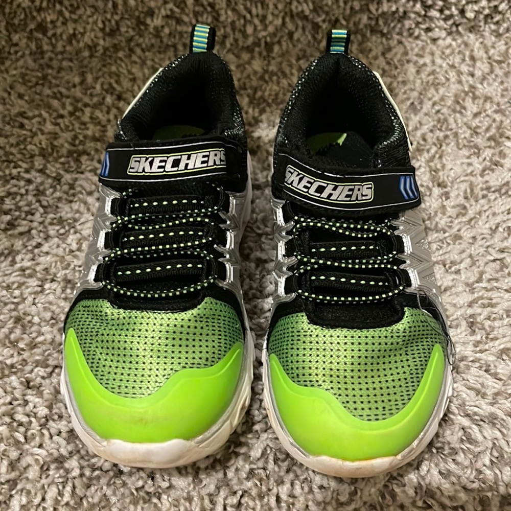Light up sketchers shoes